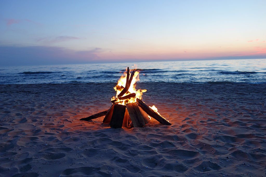 beach parties events activities-Bonfire