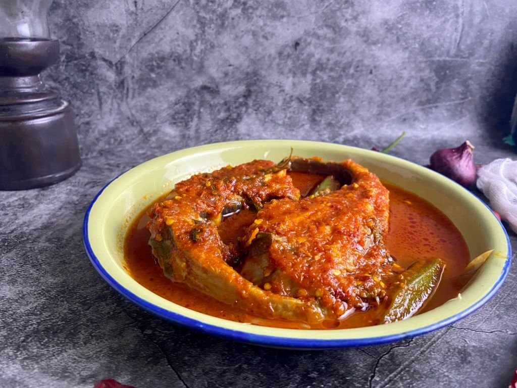 Nigerian-pepper-sauce-a-tasty-Nigerian-food-served-in-a-plate